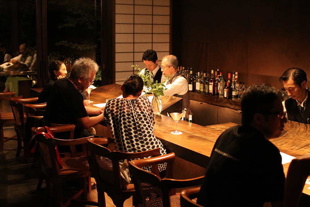 2008_nikiclub-y-01